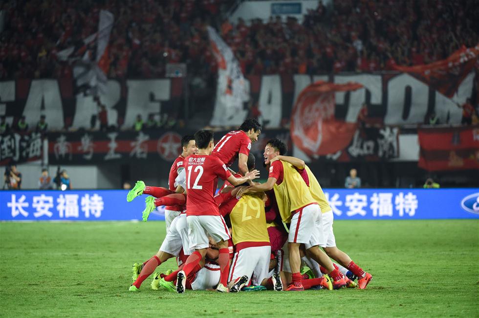 史密斯通过 史密斯通过